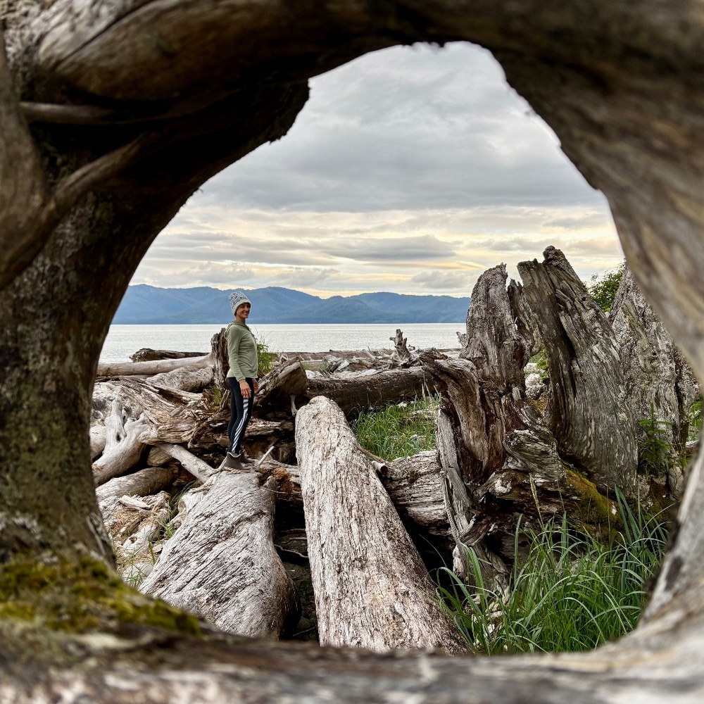 Meet your Posher, Rena